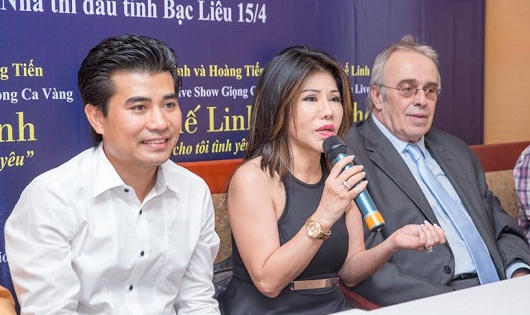 Chế Linh lần đầu song ca cùng Minh Tuyết tại Việt Nam